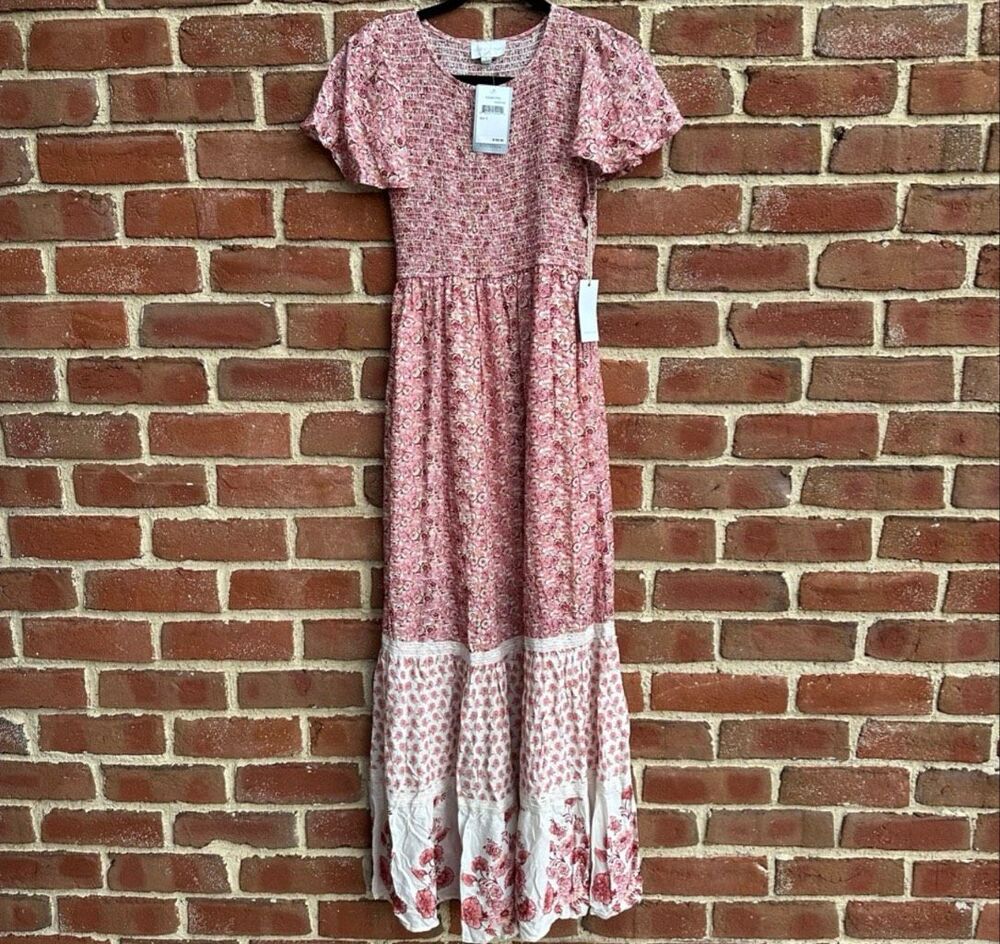 A Collective Story $158 Rose Pink Floral Smocked boho Maxi Dress Small NEW